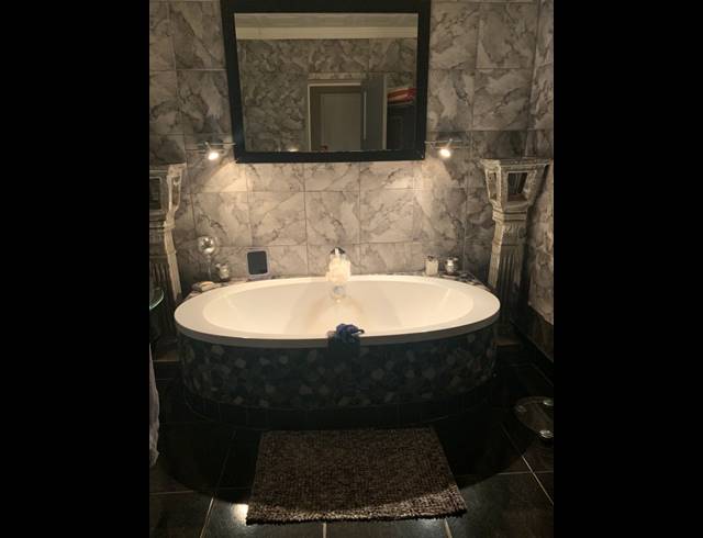 3 BEDROOM HOUSE FOR SALE IN VANDERBIJLPARK CW 1